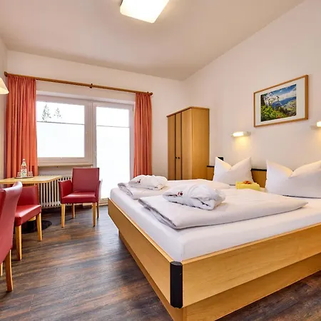 Aura-hotel Saulgrub Hotel