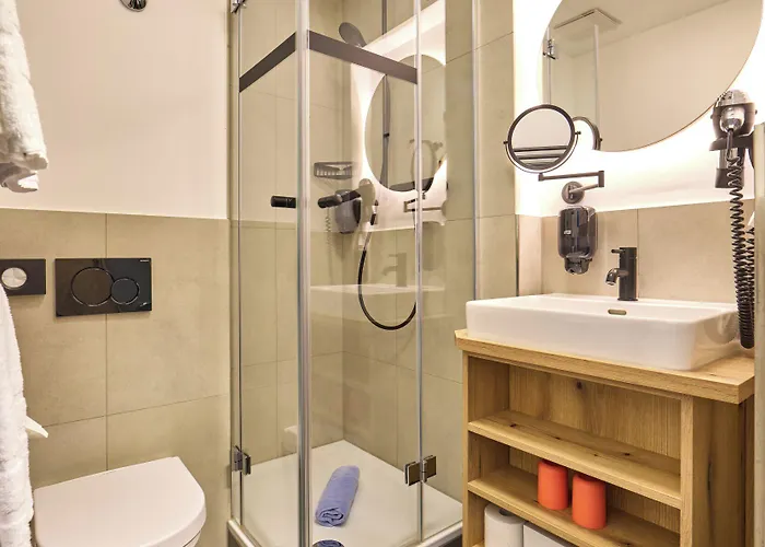 Aura-hotel 酒店 3*
