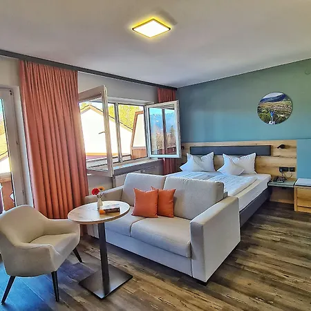 Aura-hotel Saulgrub 3*