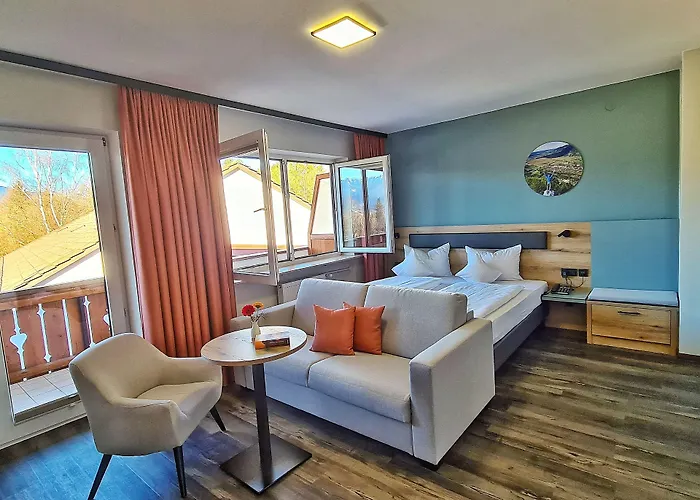 Aura-hotel 3*