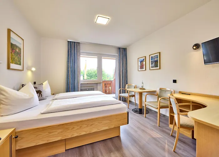 Aura-hotel 3* Saulgrub